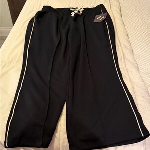 Ava & Viv Black Pull-On Pants with White Drawstring